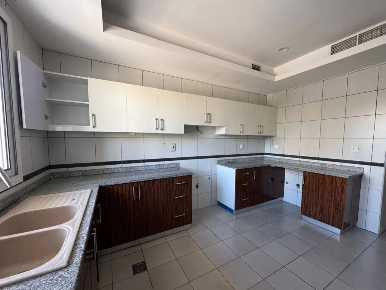 C Villas – Living Legends